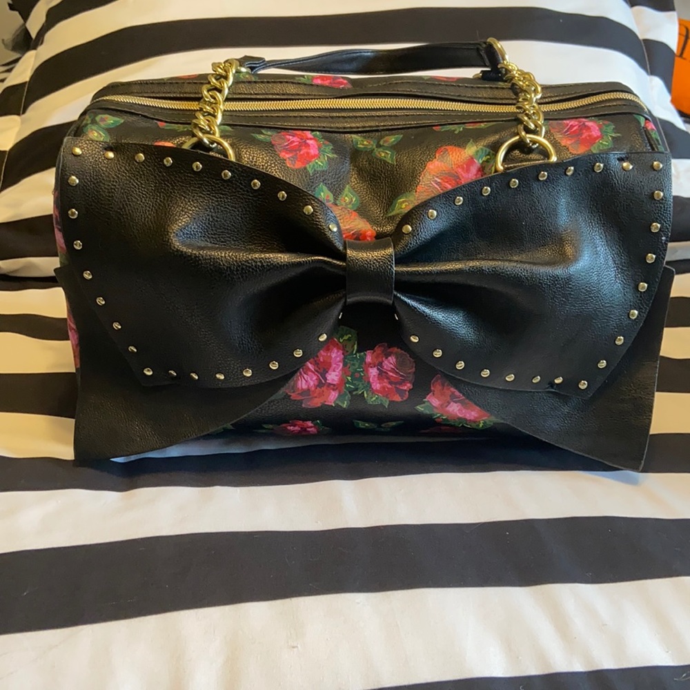 BETSEY JOHNSON ROSE AND BOW BAG